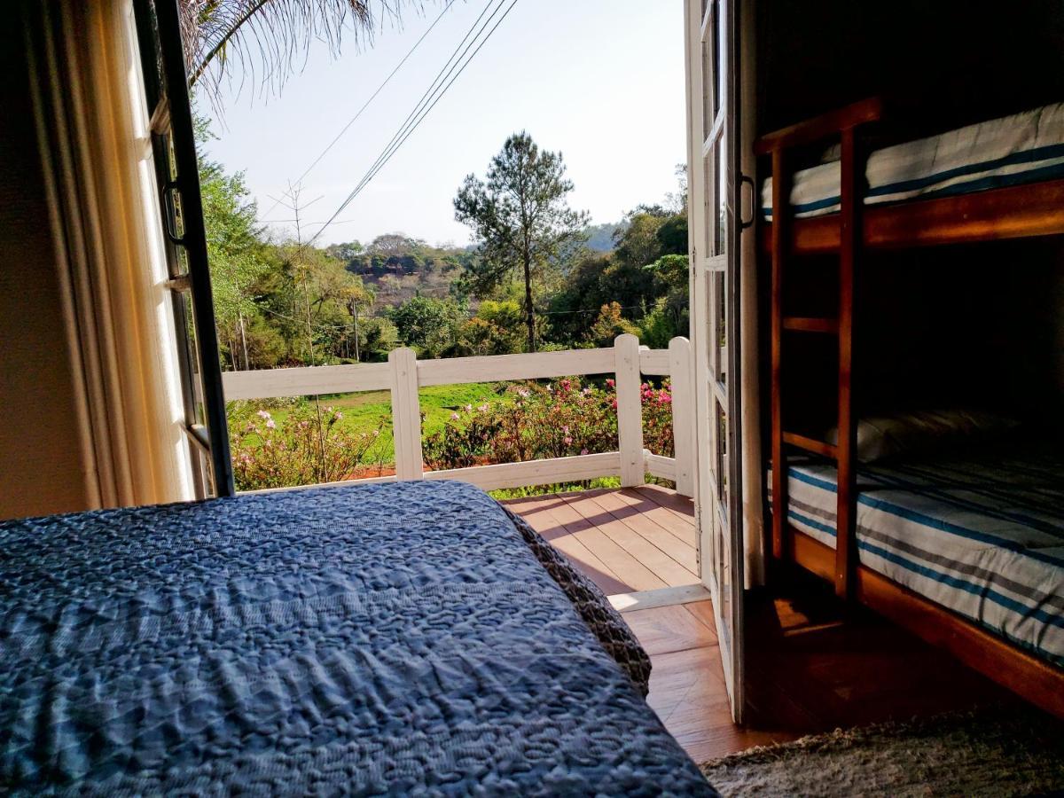 Casa Grande Da Montanha - Sitio Pasangas Villa ซานโต อังตัวนิโอ โด ปิงญัล ภายนอก รูปภาพ