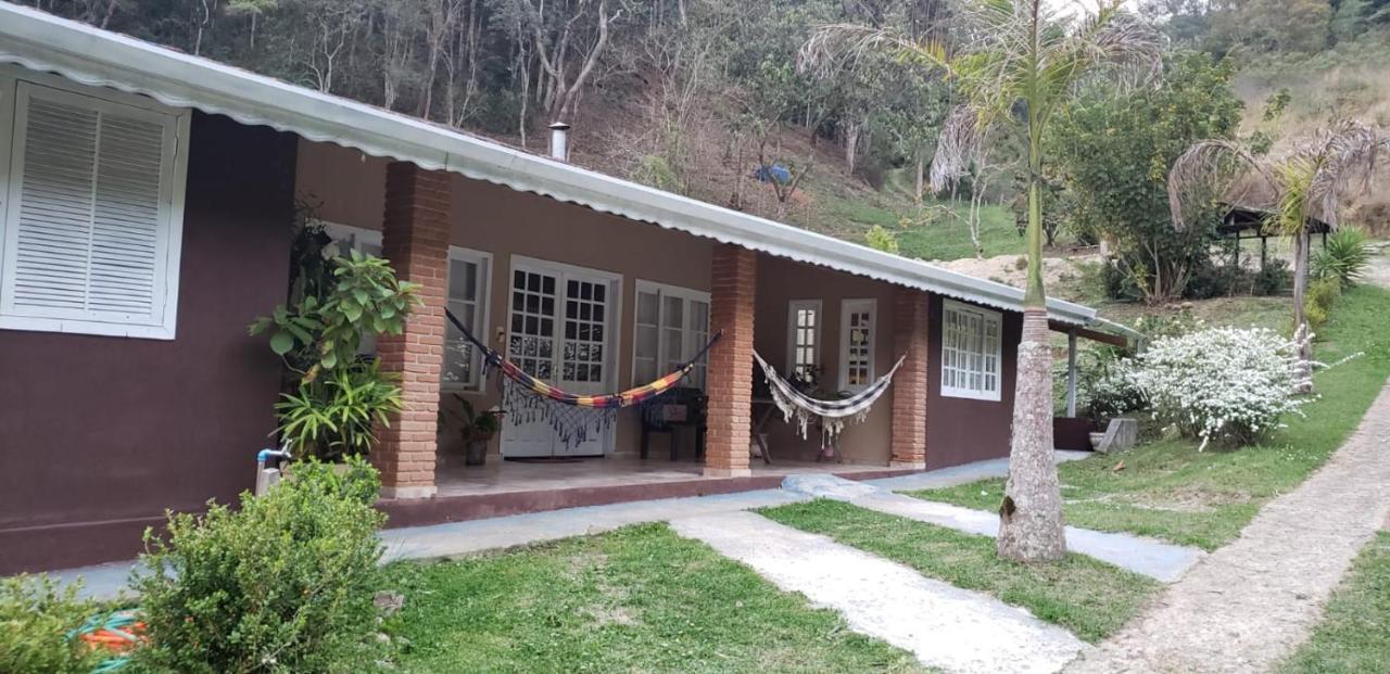 Casa Grande Da Montanha - Sitio Pasangas Villa ซานโต อังตัวนิโอ โด ปิงญัล ภายนอก รูปภาพ