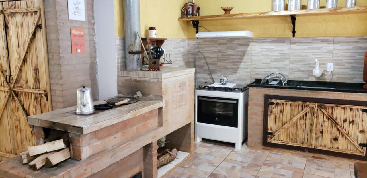 Casa Grande Da Montanha - Sitio Pasangas Villa ซานโต อังตัวนิโอ โด ปิงญัล ภายนอก รูปภาพ